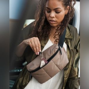 Calpak Luca Belt Bag Chocolate Used once